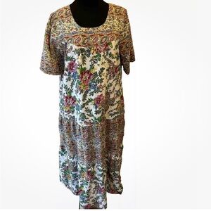 LaCera Dress/muumuu French provincial print medium